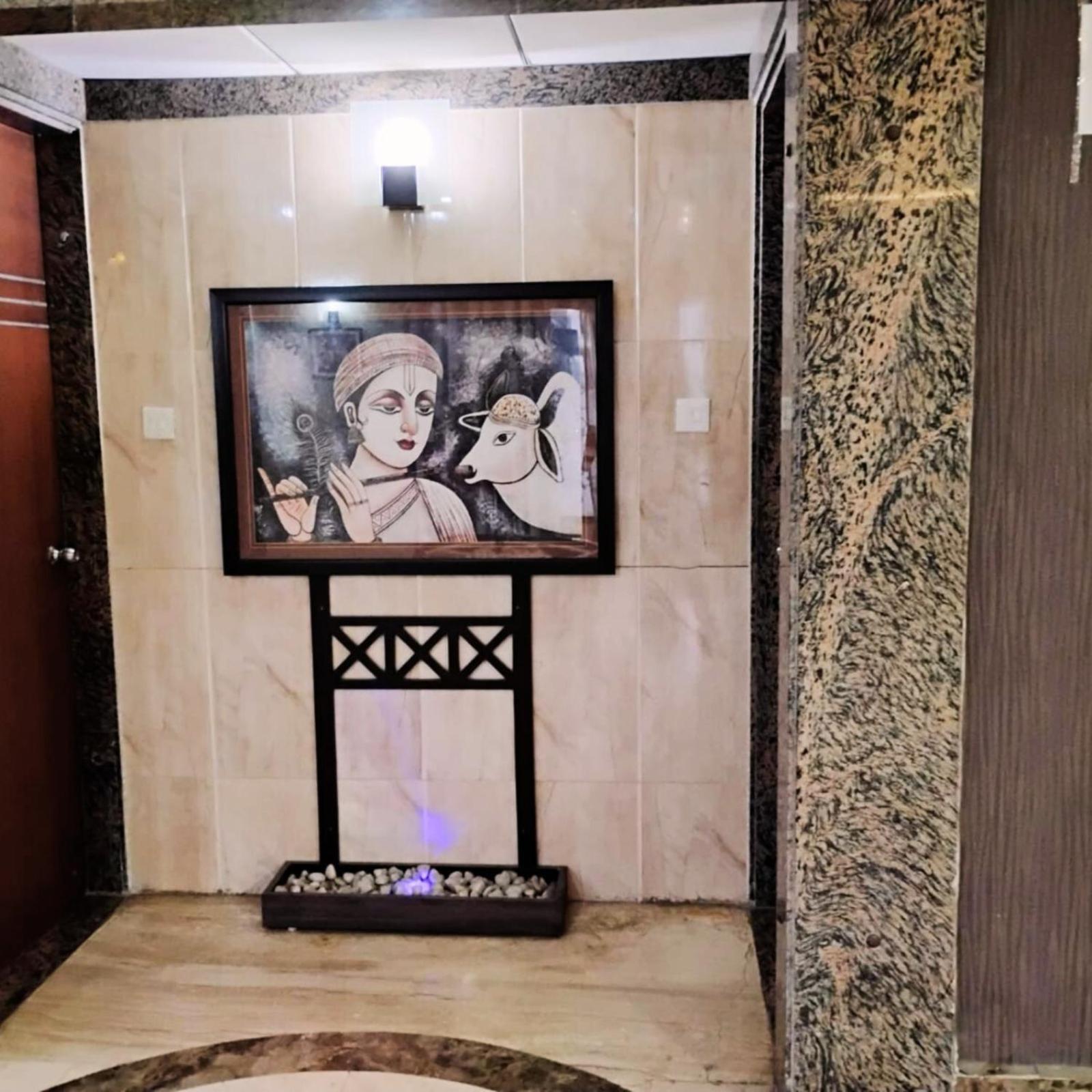 Hotel Lake View Grand Лакнау Екстериор снимка